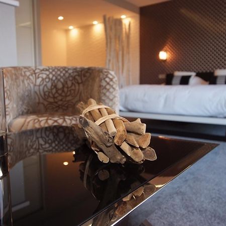 Le Privilege Châteaubourg Habitación foto