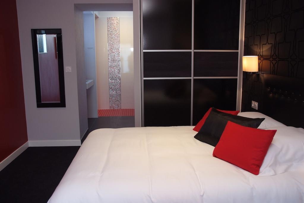Le Privilege Châteaubourg Habitación foto
