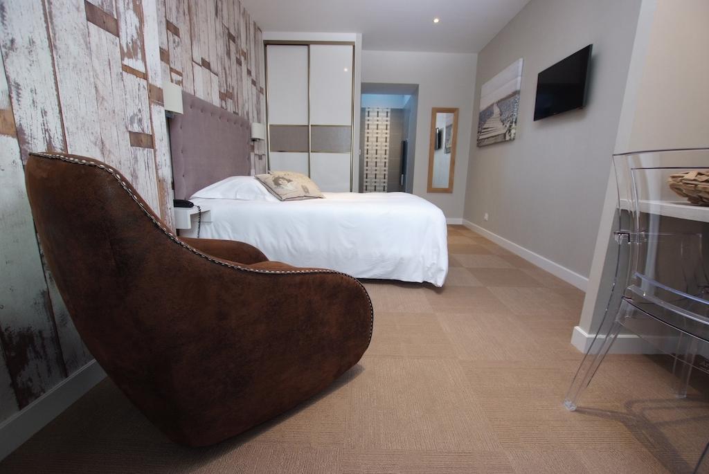 Le Privilege Châteaubourg Habitación foto
